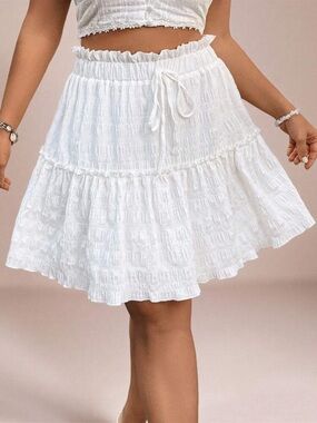 SHEIN plus size white stretchy skirt